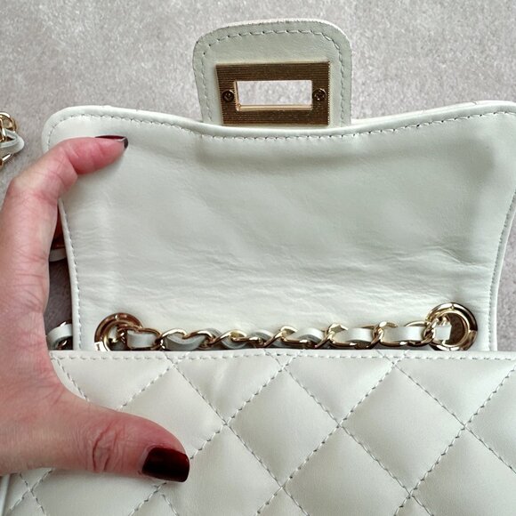 Simons Small Quilted Smooth Leather Bag in Ivory/Cream - Picture 10 of 11